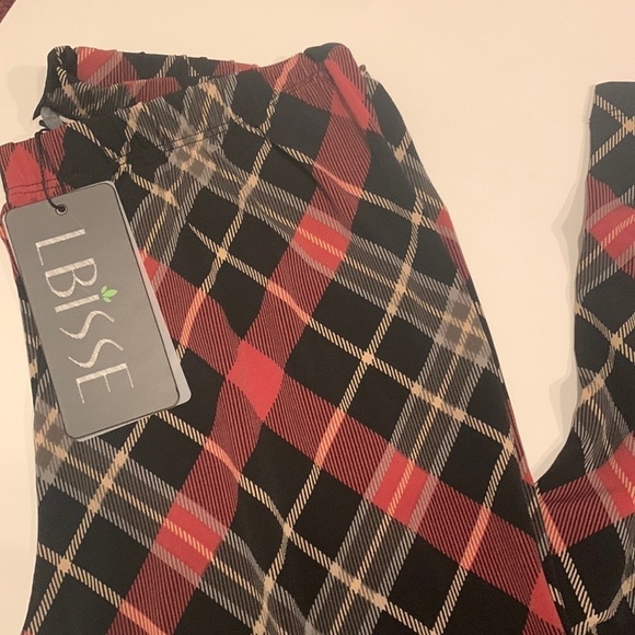 Red and Black, Tartan Plaid lLeggings Women’s and plus large BNWT - Picture 2 of 5